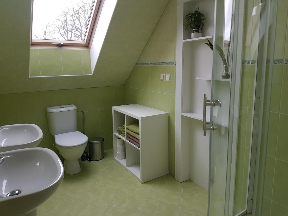Apartman V Aleji Slavkov u Brna Luaran gambar